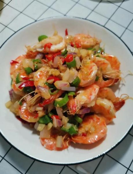 爆炒基围虾怎么做好吃_爆炒基围虾的家常做法