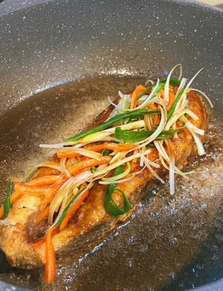 红烧鳕鱼怎么做不腥_家常做法步骤详解