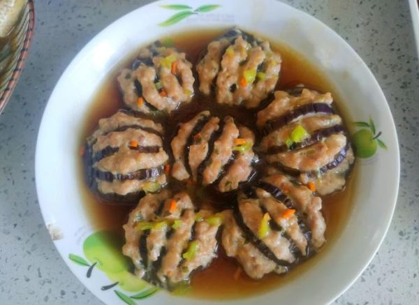 茄子夹肉馅怎么做_茄子酿肉蒸多久才熟
