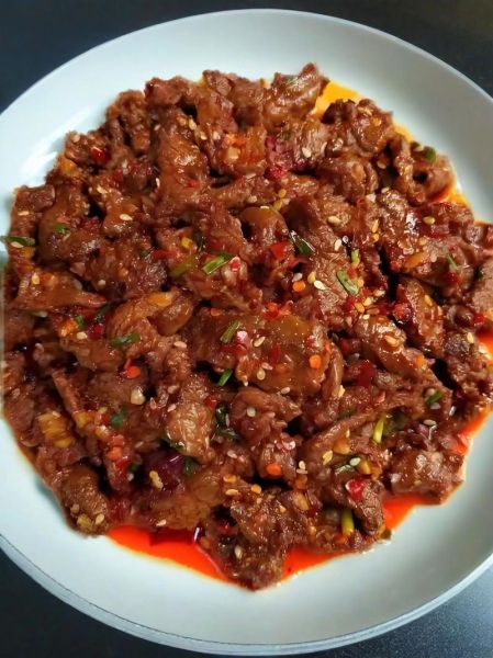 孜然炒肉怎么炒才嫩_孜然炒肉的家常做法