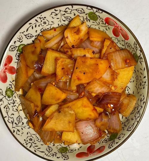 土豆炒洋葱怎么做_土豆炒洋葱的家常做法