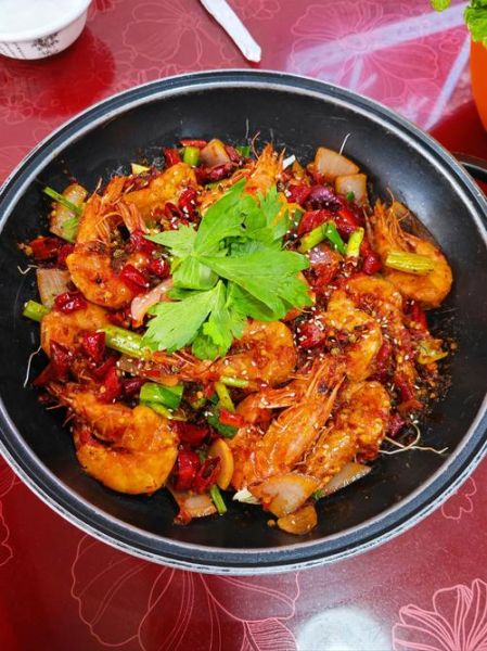 干锅香辣虾怎么做_干锅香辣虾正宗做法