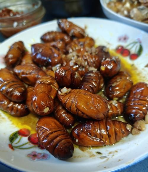 炒蚕蛹怎么做好吃_蚕蛹家常做法大全