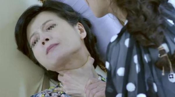 梦到被人掐死_是什么意思