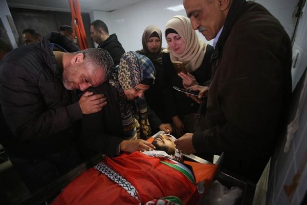 梦到别人打死人_意味着什么