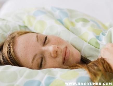 梦到在别人家睡觉_是什么意思