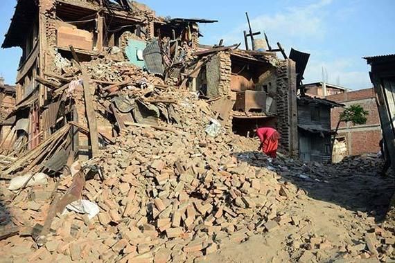 梦到房子倒了是什么意思_房子倒塌梦境解析